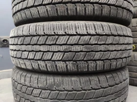 Гуми Зимни 205/70R15, снимка 3 - Гуми и джанти - 48880339