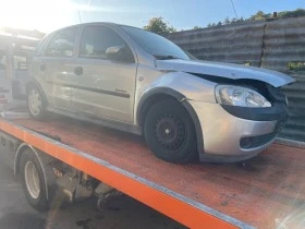 Opel Corsa C 1.0 ECOTEC 3 цилиндъра, снимка 3