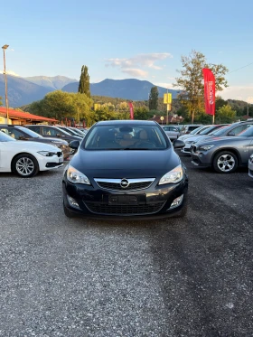 Opel Astra Cosmo 1.4 T | Navi | 151 000 км, снимка 2