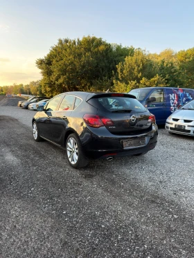 Opel Astra Cosmo 1.4 T | Navi | 151 000 км, снимка 4