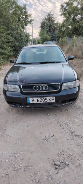 Audi A4, снимка 1