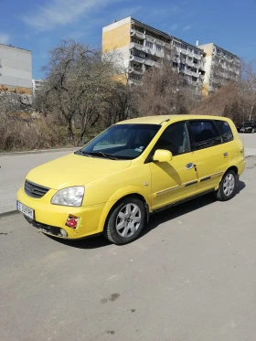 Kia Carens Мини ван, снимка 2