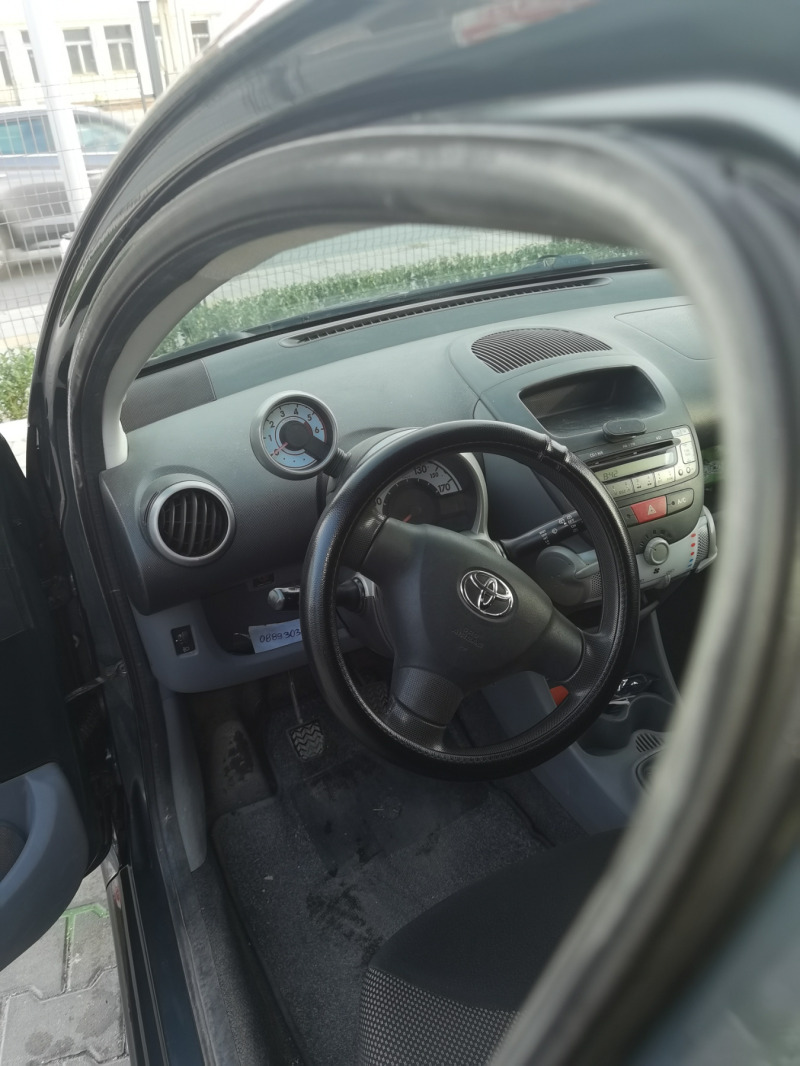 Toyota Aygo LPG , CLIMA + 4 гуми, снимка 10 - Автомобили и джипове - 45647067