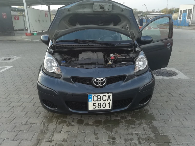 Toyota Aygo LPG , CLIMA + 4 гуми, снимка 9 - Автомобили и джипове - 47415204