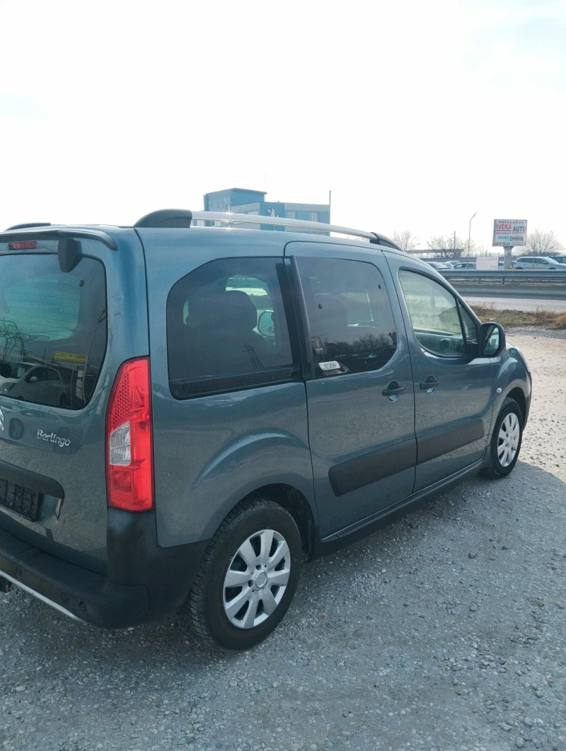 Citroen Berlingo 1.6 HDI 109к.с. XTR ТЕГЛИЧ КЛИМАТРОНИК , снимка 7 - Автомобили и джипове - 48442365