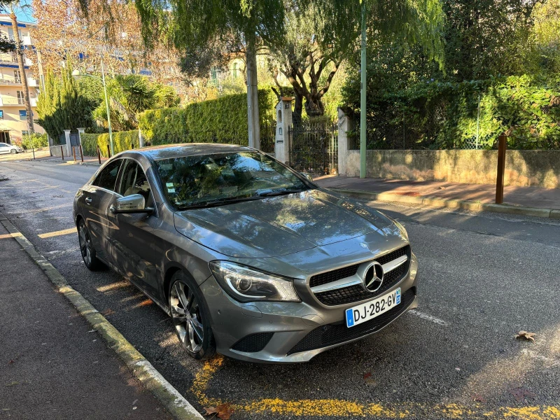 Mercedes-Benz CLA 220, снимка 3 - Автомобили и джипове - 48657337