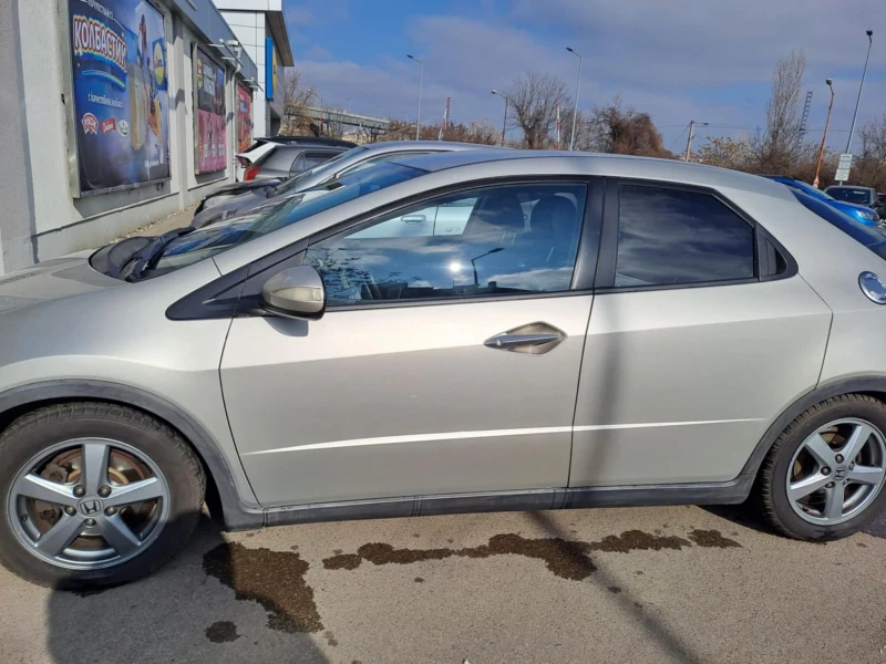 Honda Civic, снимка 4 - Автомобили и джипове - 49034368