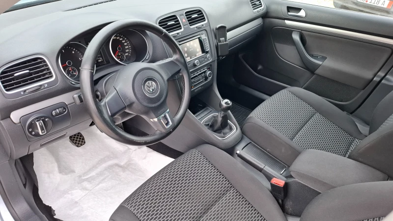 VW Golf 1.6TDI, снимка 7 - Автомобили и джипове - 49688134