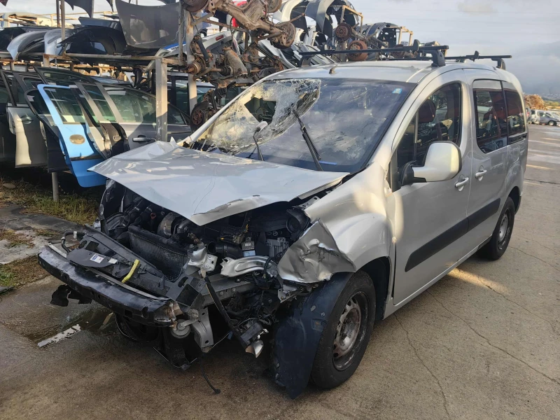 Peugeot Partner 1.6 HDI, снимка 5 - Автомобили и джипове - 51983152