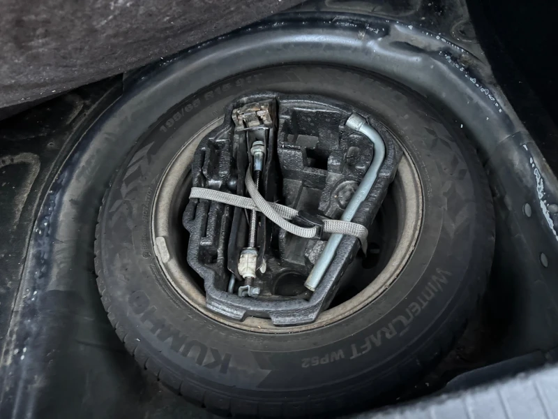 Seat Leon 1.9TDI 90, снимка 8 - Автомобили и джипове - 52295344