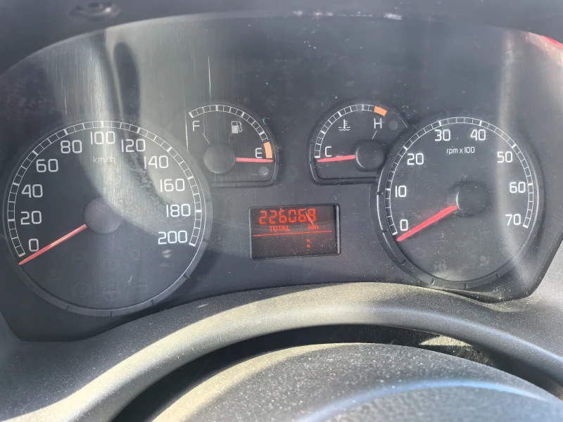 Fiat Punto, снимка 4 - Автомобили и джипове - 52813228