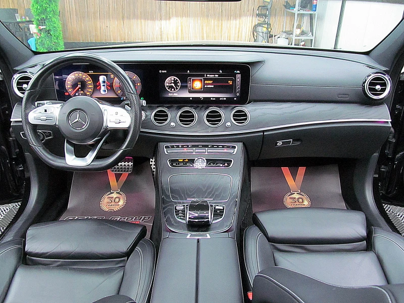 Mercedes-Benz E 220 DIGITAL/PANORAMA/AMG/9gt/360-k/СОБСТВЕН ЛИЗИНГ, снимка 14 - Автомобили и джипове - 53095109