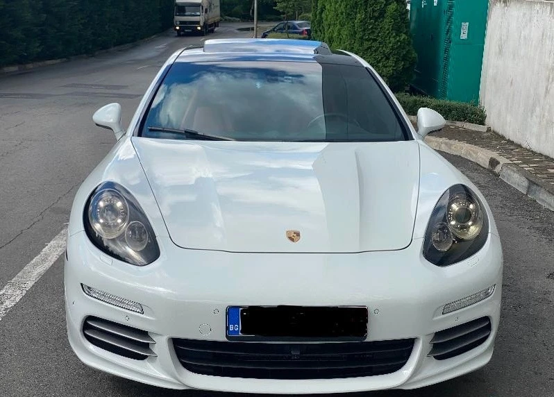 Porsche Panamera, снимка 9 - Автомобили и джипове - 48815844