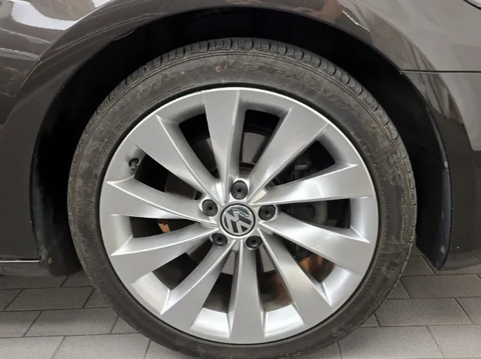 VW CC 2.0 TDI 4Motion - изображение 5