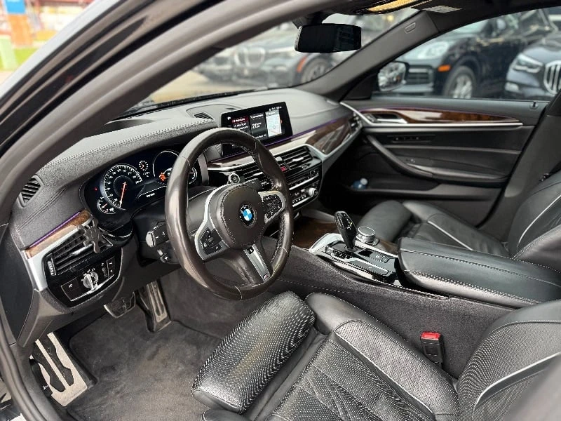 BMW 530 * 530i xDrive * CARFAX * БЕЗ ПЪРВОНАЧАЛНА ВНОСКА - изображение 4