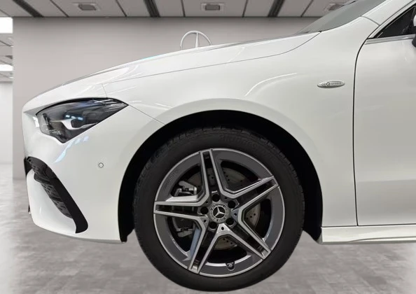 Mercedes-Benz CLA 250 е = AMG Line = Advanced Plus Гаранция, снимка 4 - Автомобили и джипове - 54205996
