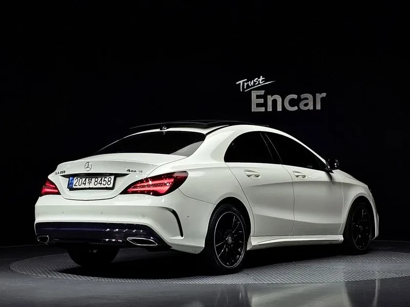 Mercedes-Benz CLA 250  4Matic Amg Line, снимка 2 - Автомобили и джипове - 55100542