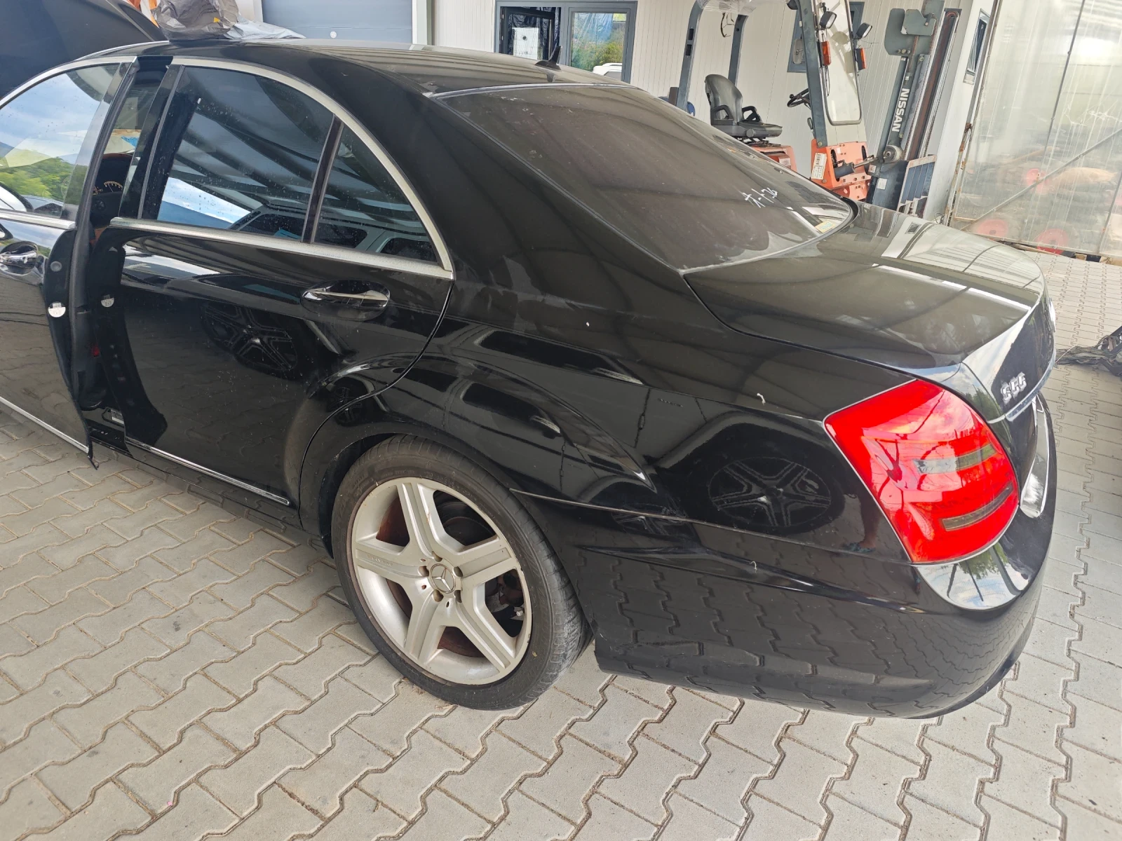 Mercedes-Benz S 550  - изображение 8