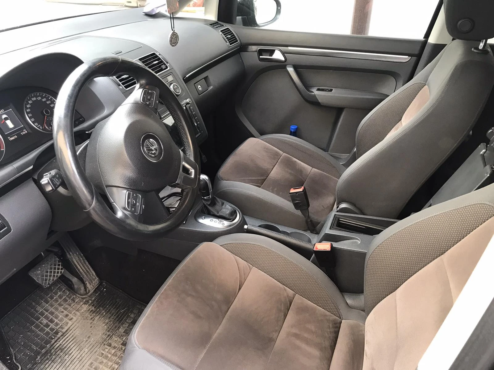 VW Touran  - изображение 8