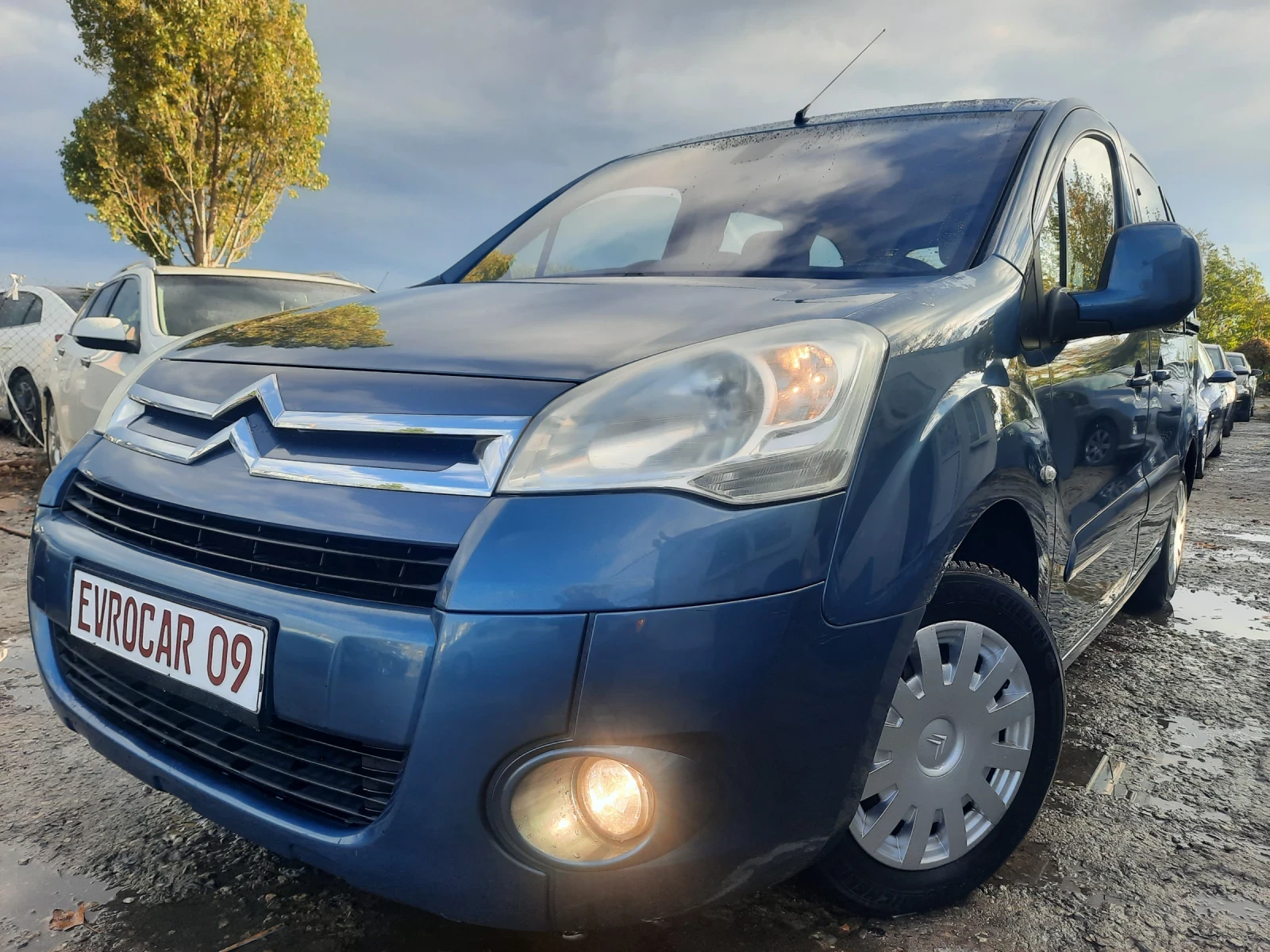 Citroen Berlingo 2011та 1.6i+ LPG КАТО НОВ | Mobile.bg — изображение 1