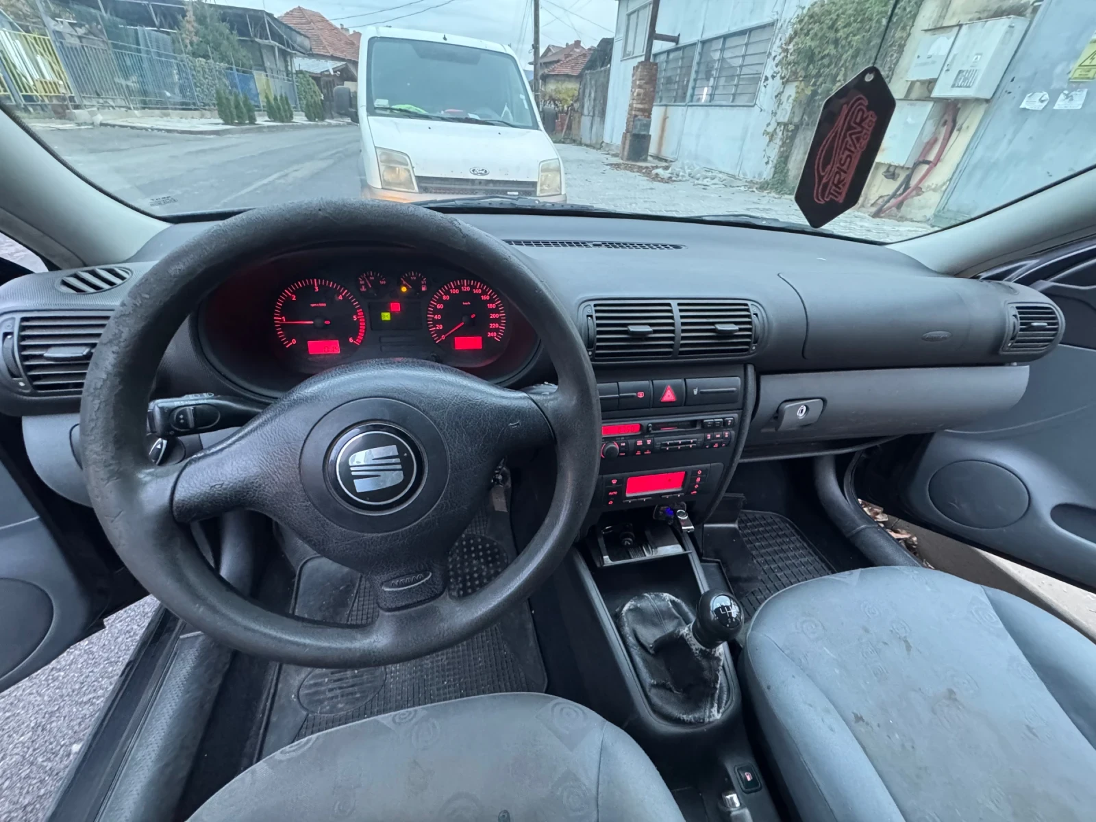Seat Leon 1.9TDI 90 - изображение 9