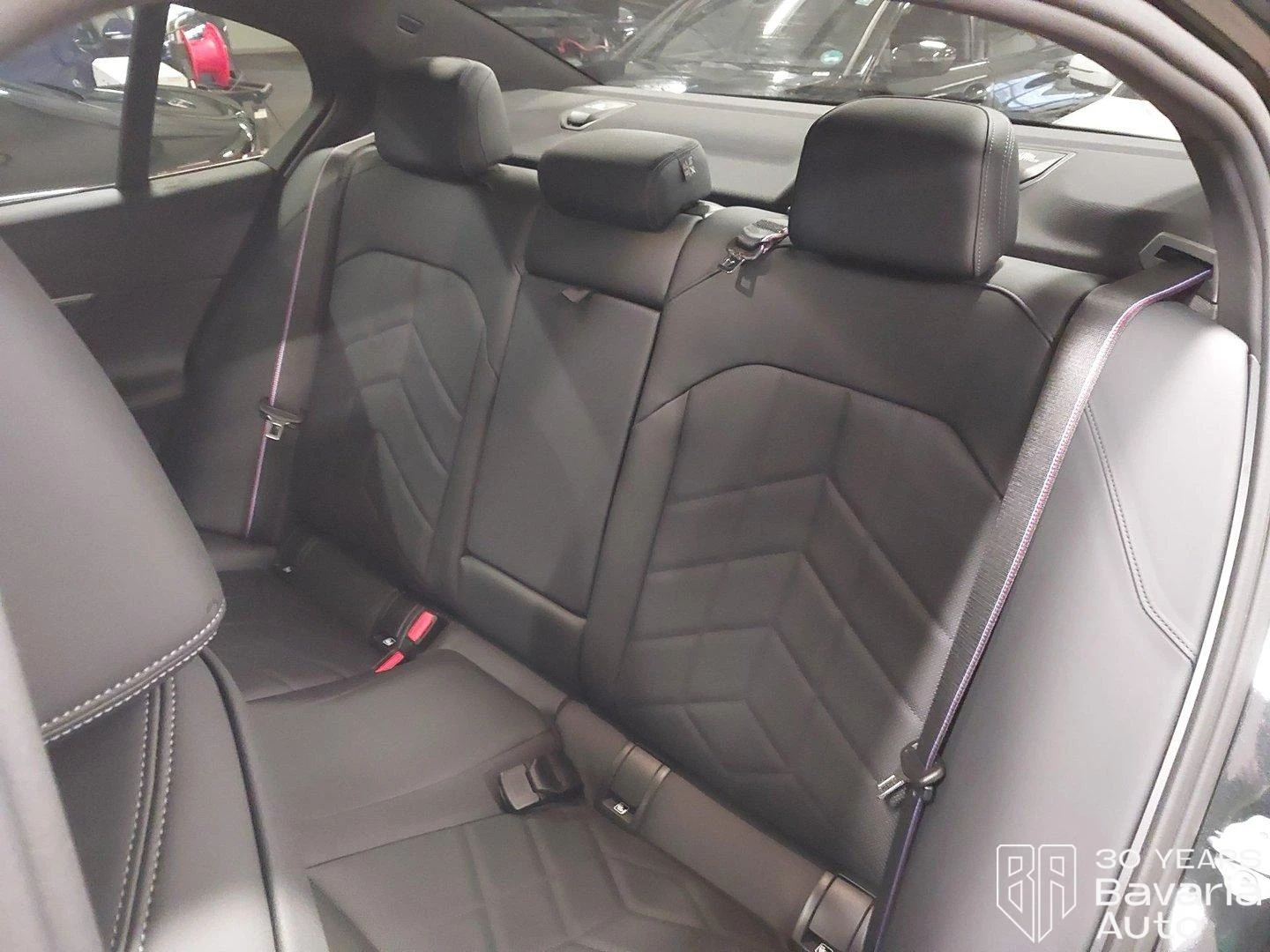 BMW 520 i M Sport Paket Steptronic - изображение 8