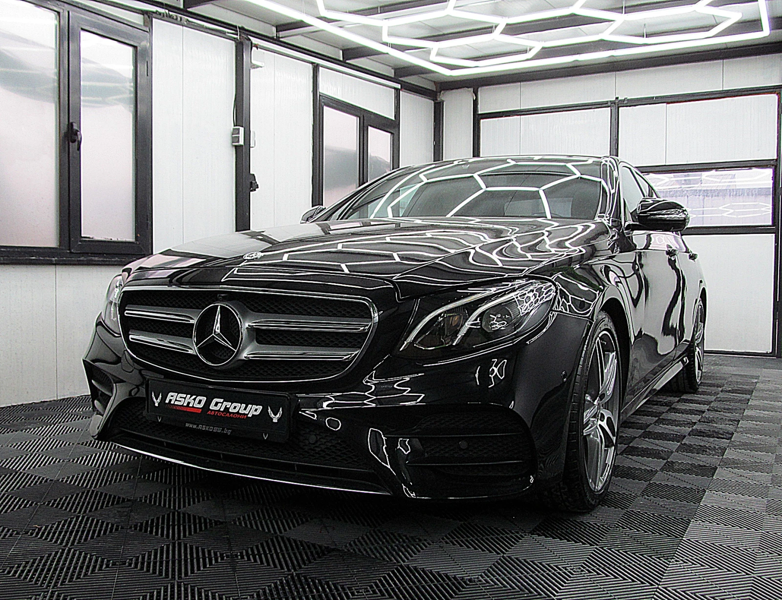 Mercedes-Benz E 220 DIGITAL/PANORAMA/AMG/9gt/360-k/�������� ������ | Mobile.bg � ����������� 1