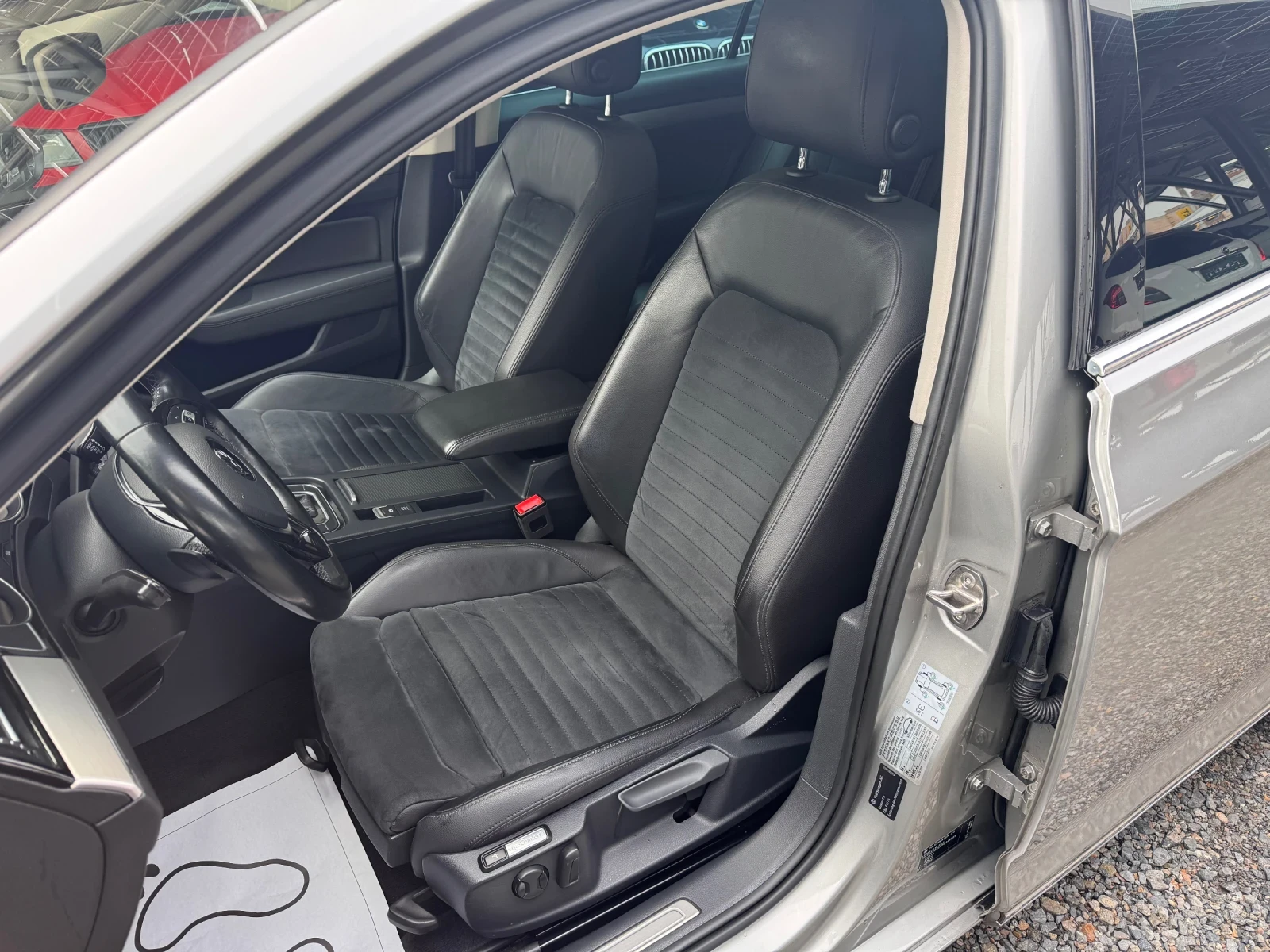 VW Passat 2.0TDI 150�� DSG* ��������* Panorama* FULL LED*  | Mobile.bg � ����������� 14