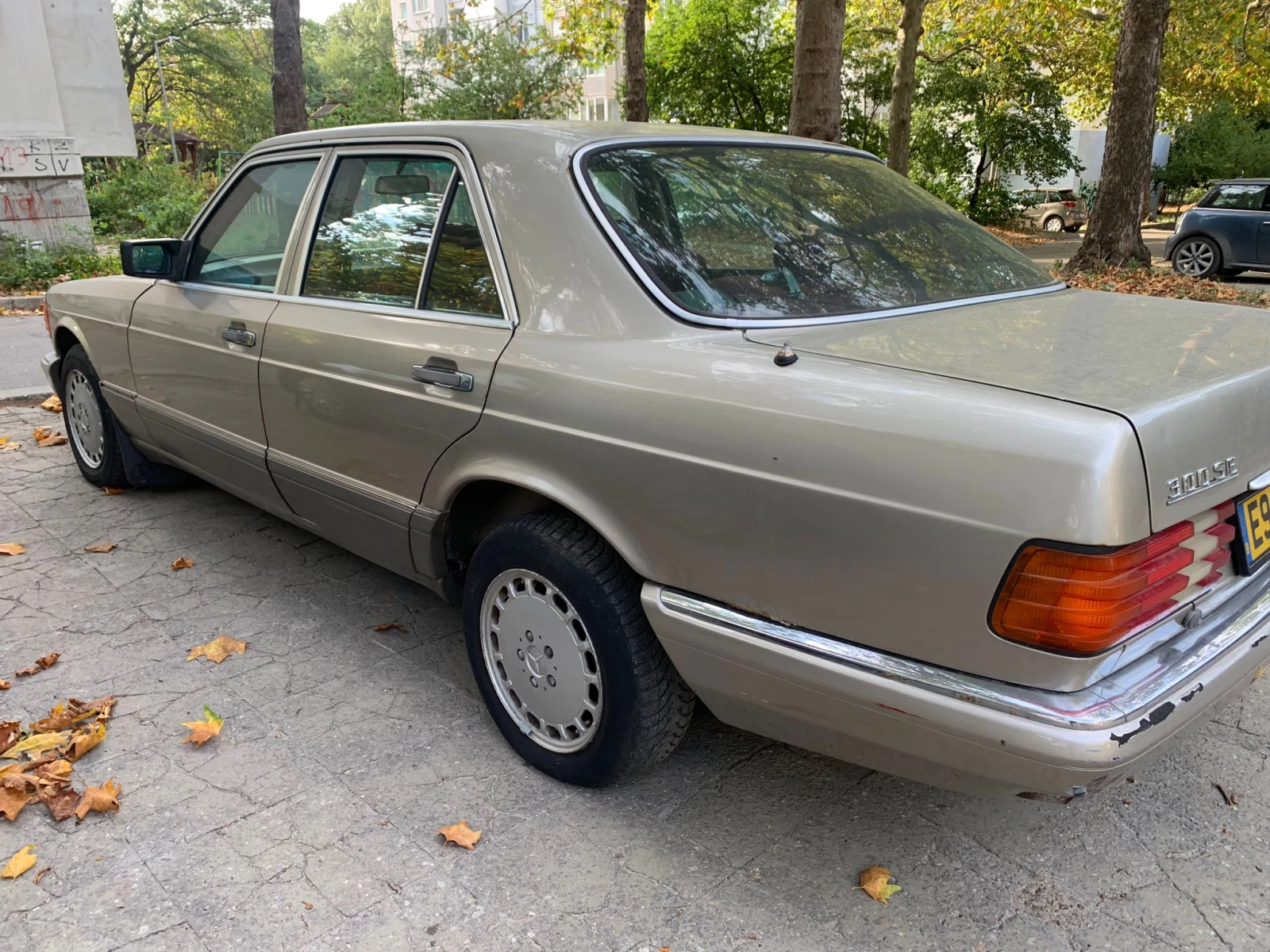 Mercedes-Benz S 300 300 SE, снимка 6 - Автомобили и джипове - 53941967