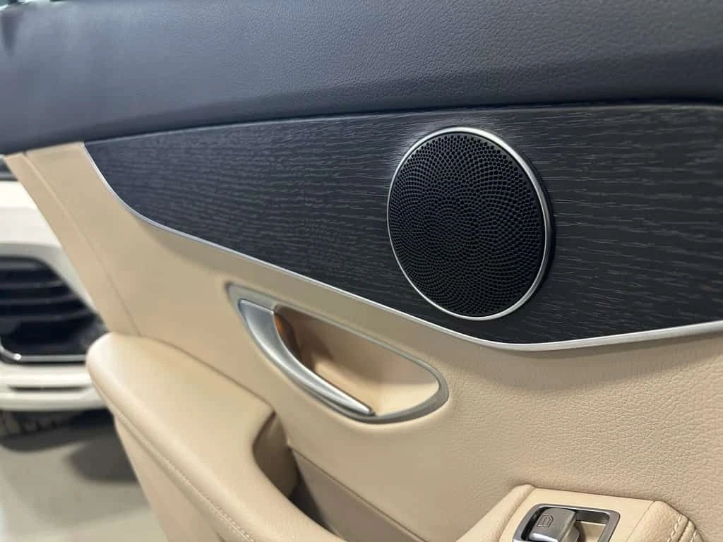 Mercedes-Benz C 300 * C300| 4MATIC| AMGPKG| NAV| WOOD| CREAMLEATHER| S, снимка 12 - Автомобили и джипове - 53951992