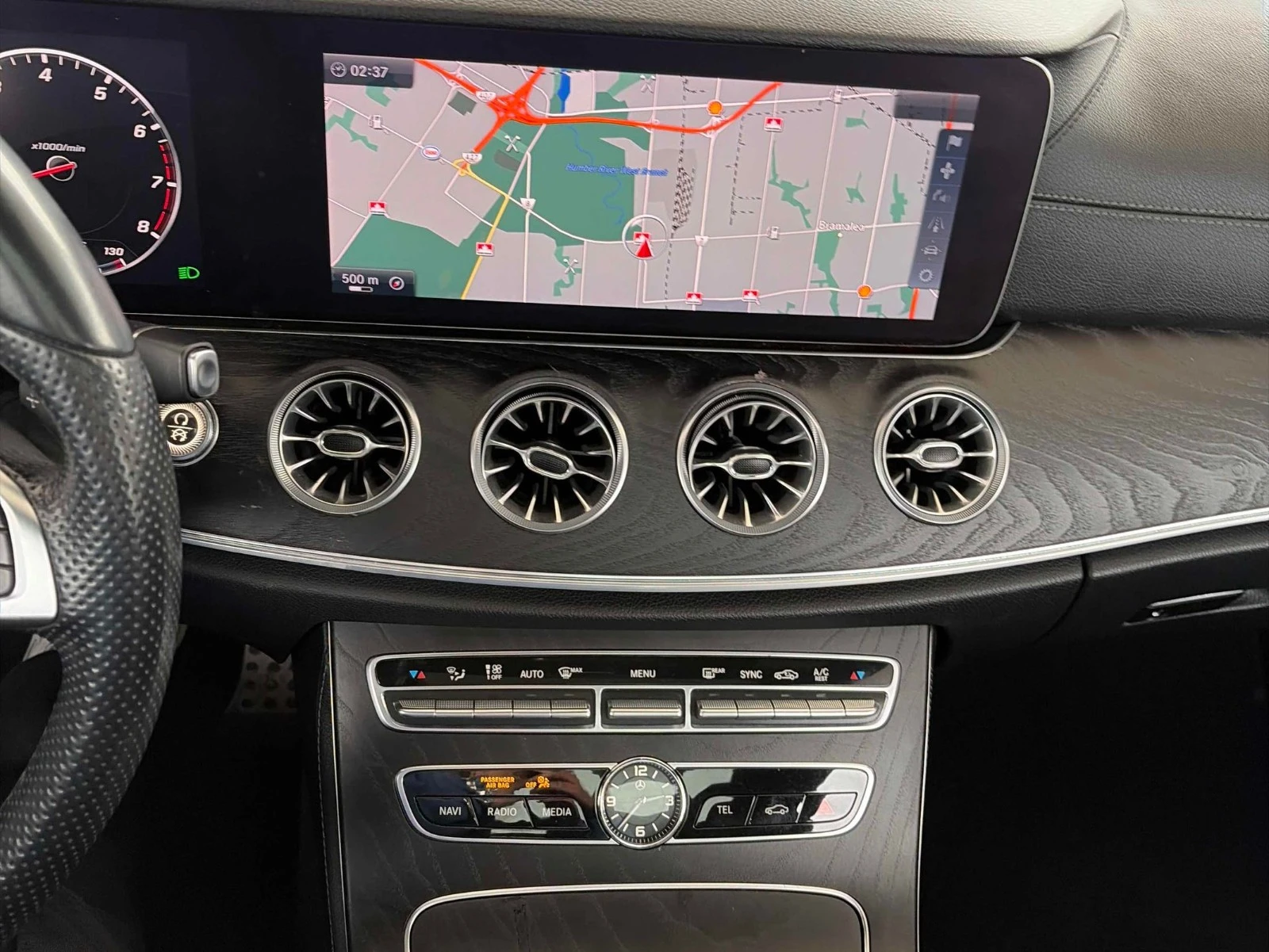 Mercedes-Benz E 400 С РЕГИСТРАЦИЯ & АВТО КРЕДИТ, снимка 9 - Автомобили и джипове - 53989610