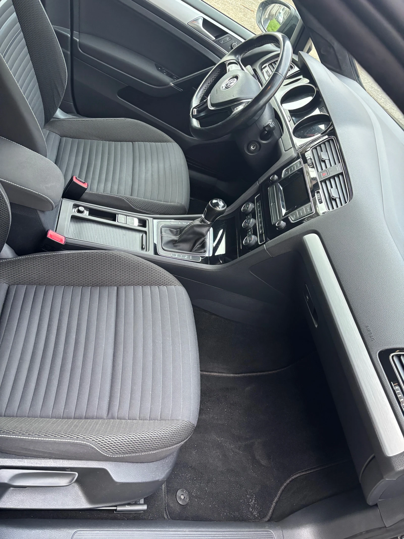 VW Golf, снимка 10 - Автомобили и джипове - 54044582