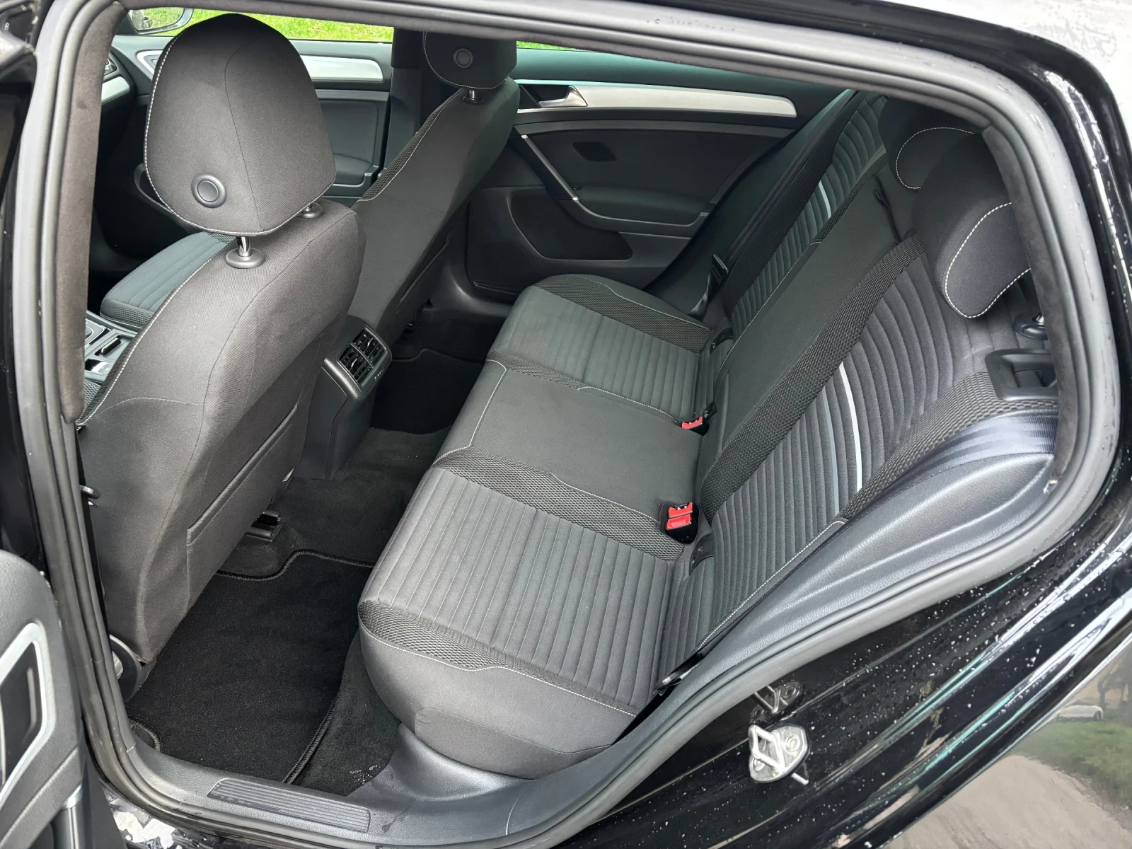 VW Golf, снимка 14 - Автомобили и джипове - 54044582