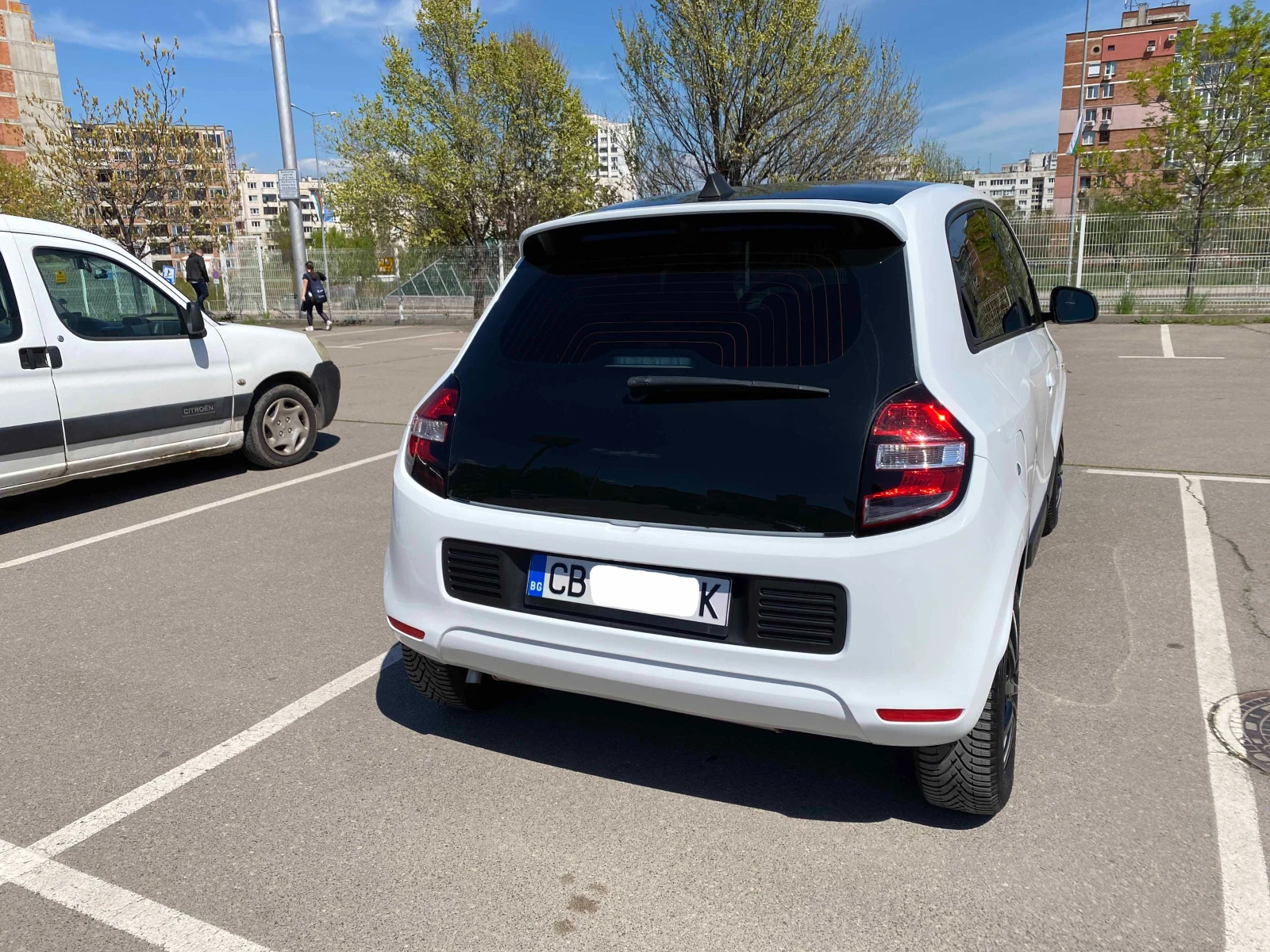 Renault Twingo 1.0 SCe, снимка 6 - Автомобили и джипове - 54315514