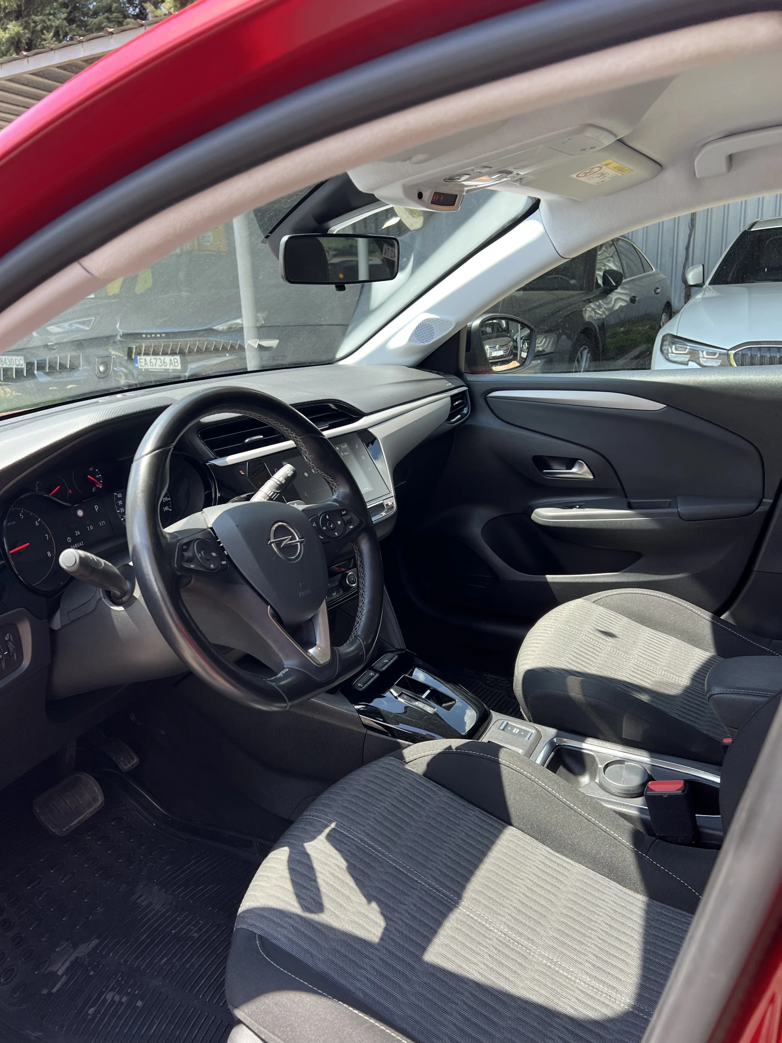 Opel Corsa Edition 100 к.с , снимка 9 - Автомобили и джипове - 54412176