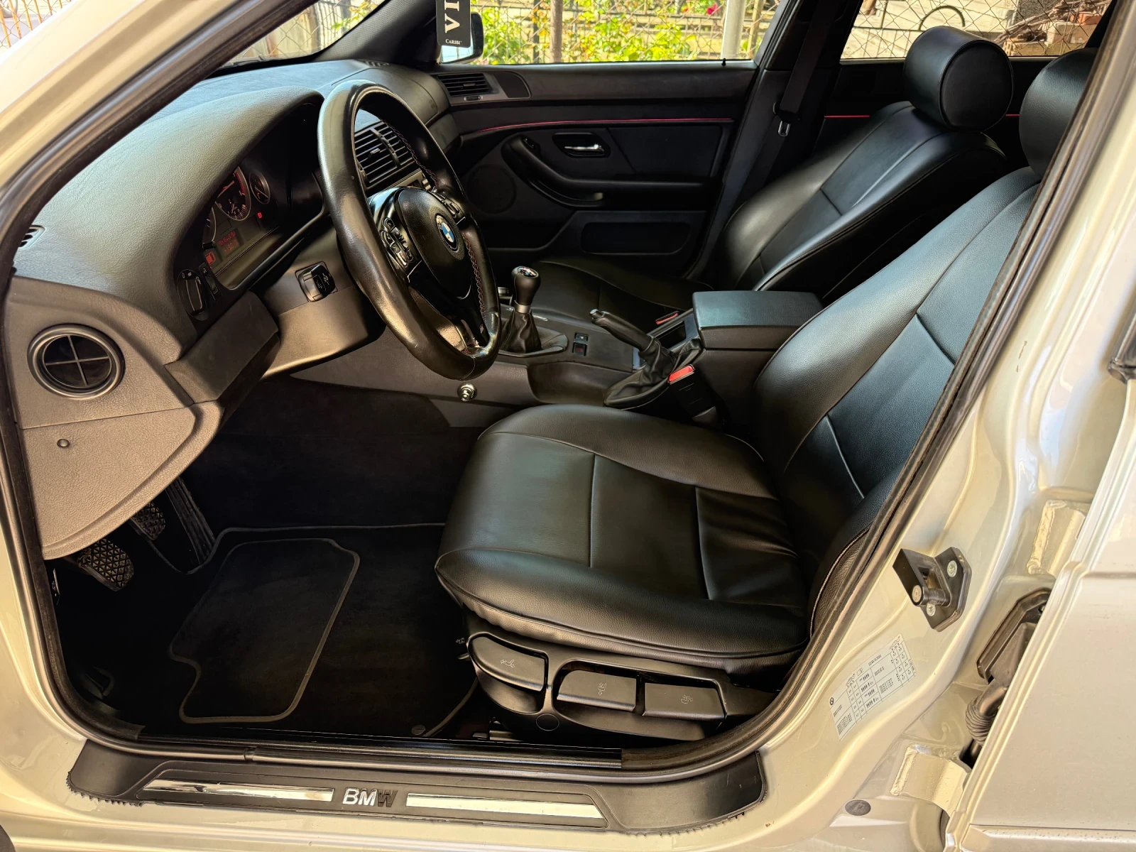 BMW 530 3.0d, снимка 8 - Автомобили и джипове - 54914926