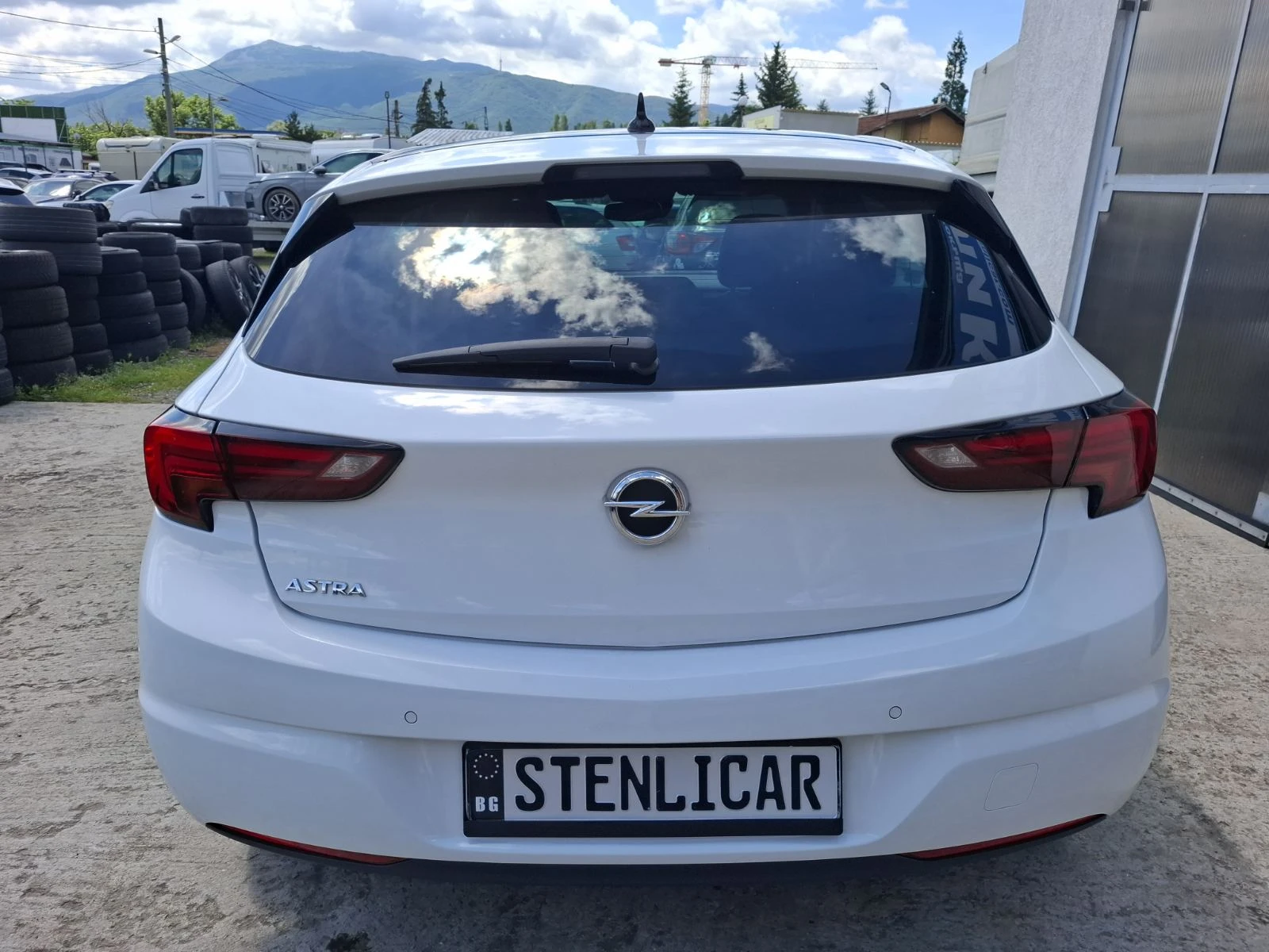 Opel Astra 1.2i-EURO6D, снимка 7 - Автомобили и джипове - 55054323