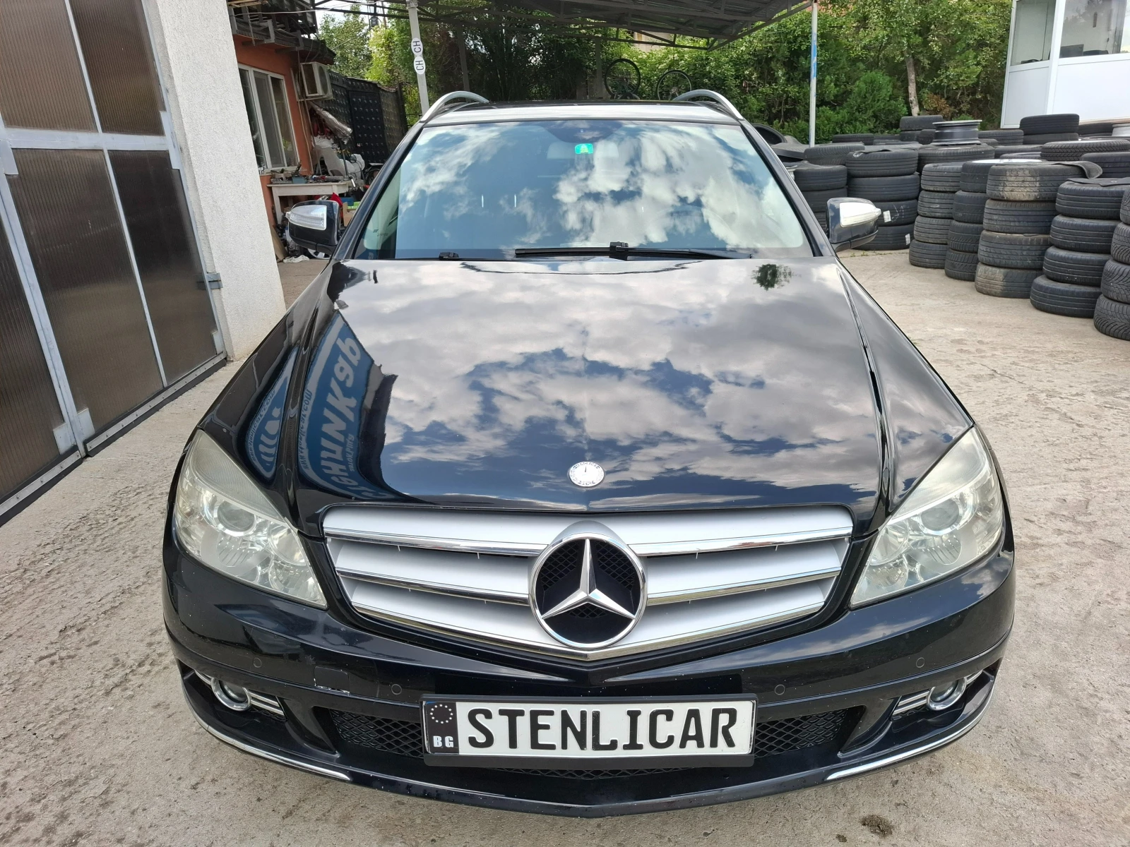 Mercedes-Benz C 180 АВТОМАТИК-AVANTGARDE-SWISS, снимка 4 - Автомобили и джипове - 55179340