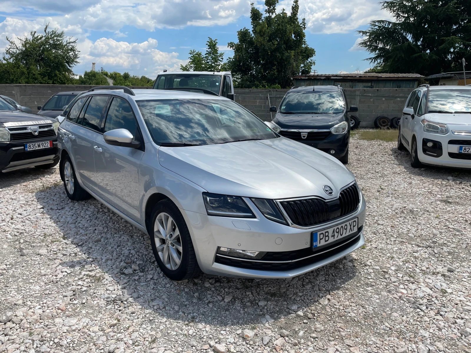 Skoda Octavia 1.5 TGI/cng лична от шкода