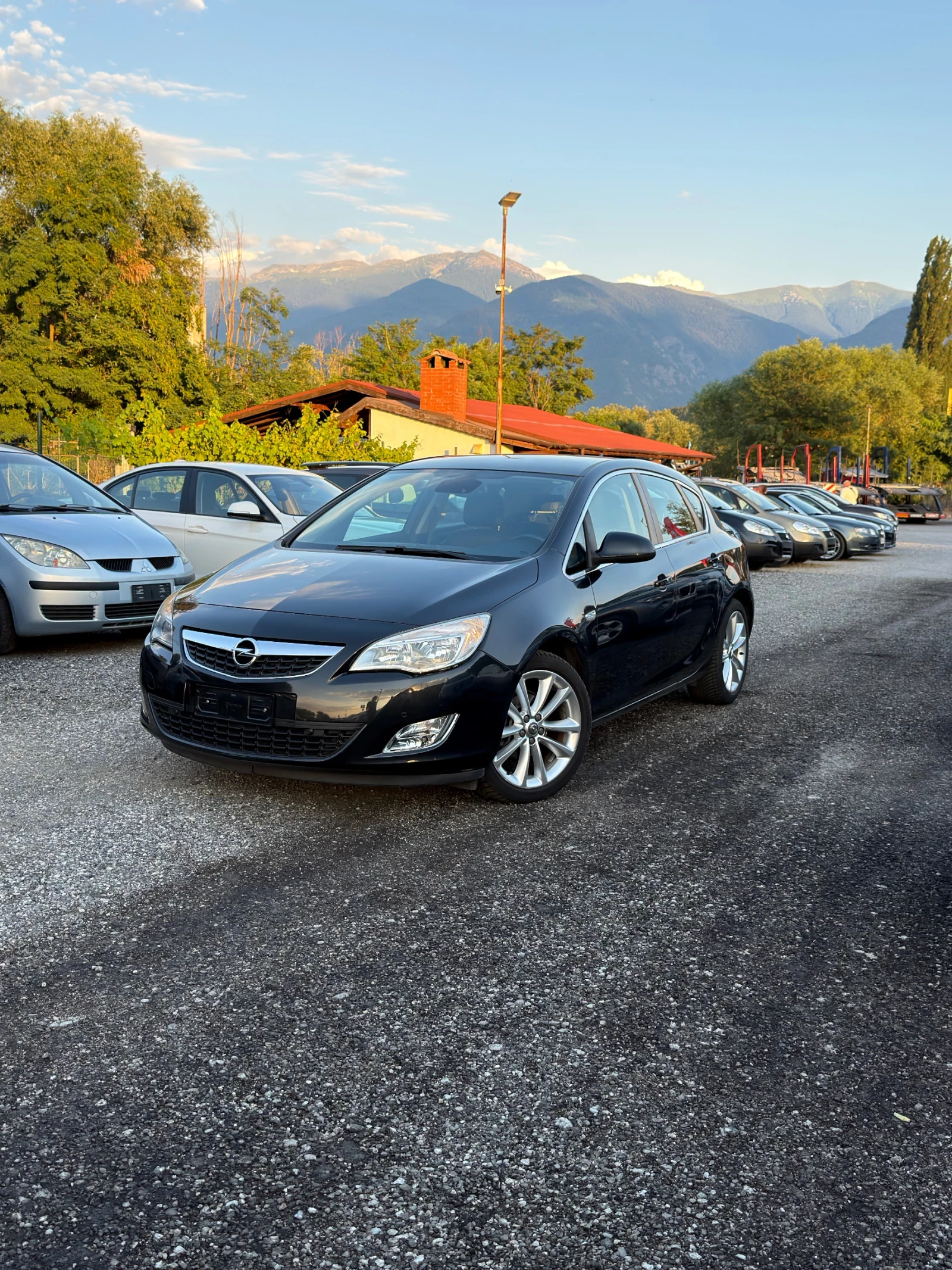Opel Astra Cosmo 1.4 T | Navi | 151 000 км, снимка 3 - Автомобили и джипове - 55332100