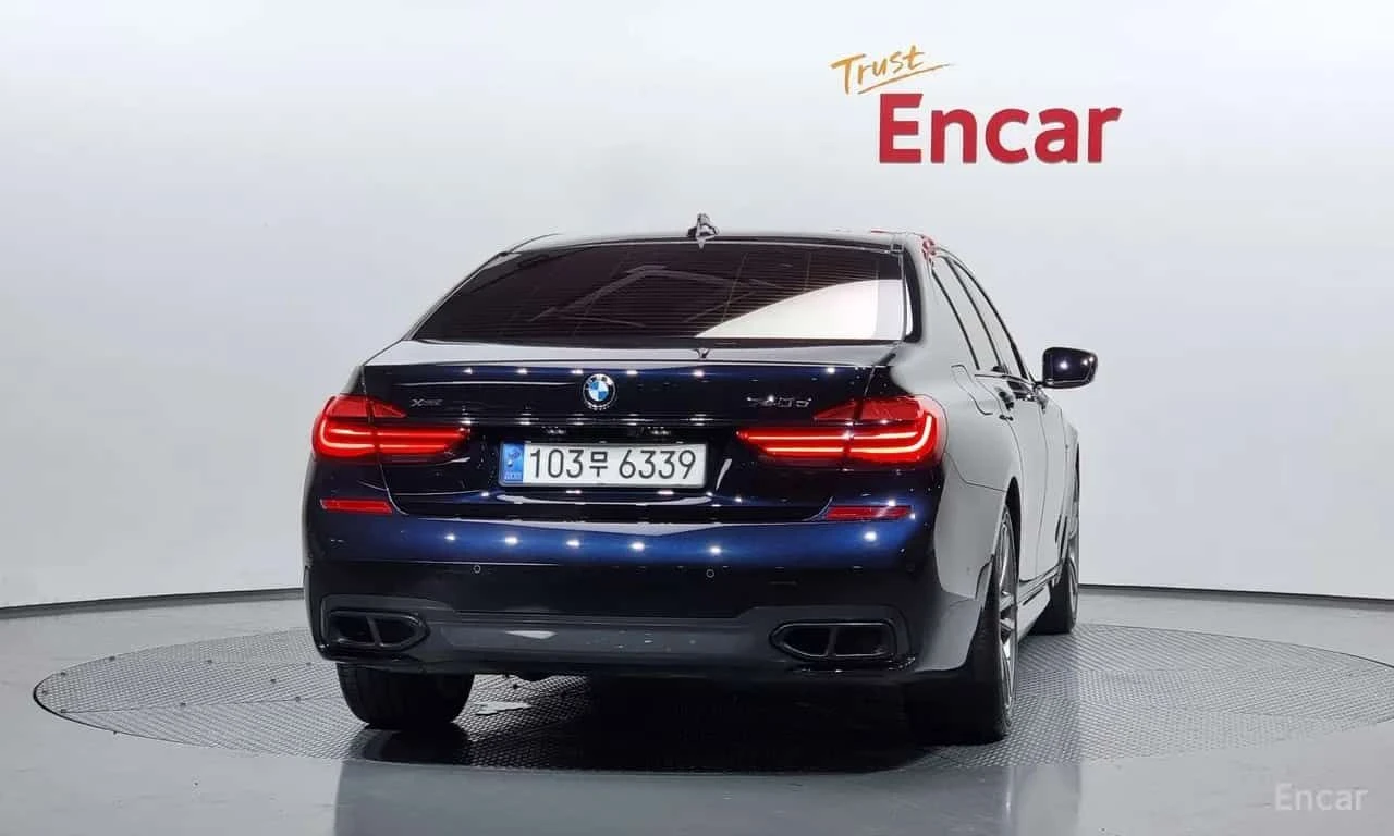 BMW 740 * 740d xDrive M Sport * ЦЕНА ДО БГ, снимка 4 - Автомобили и джипове - 55626739