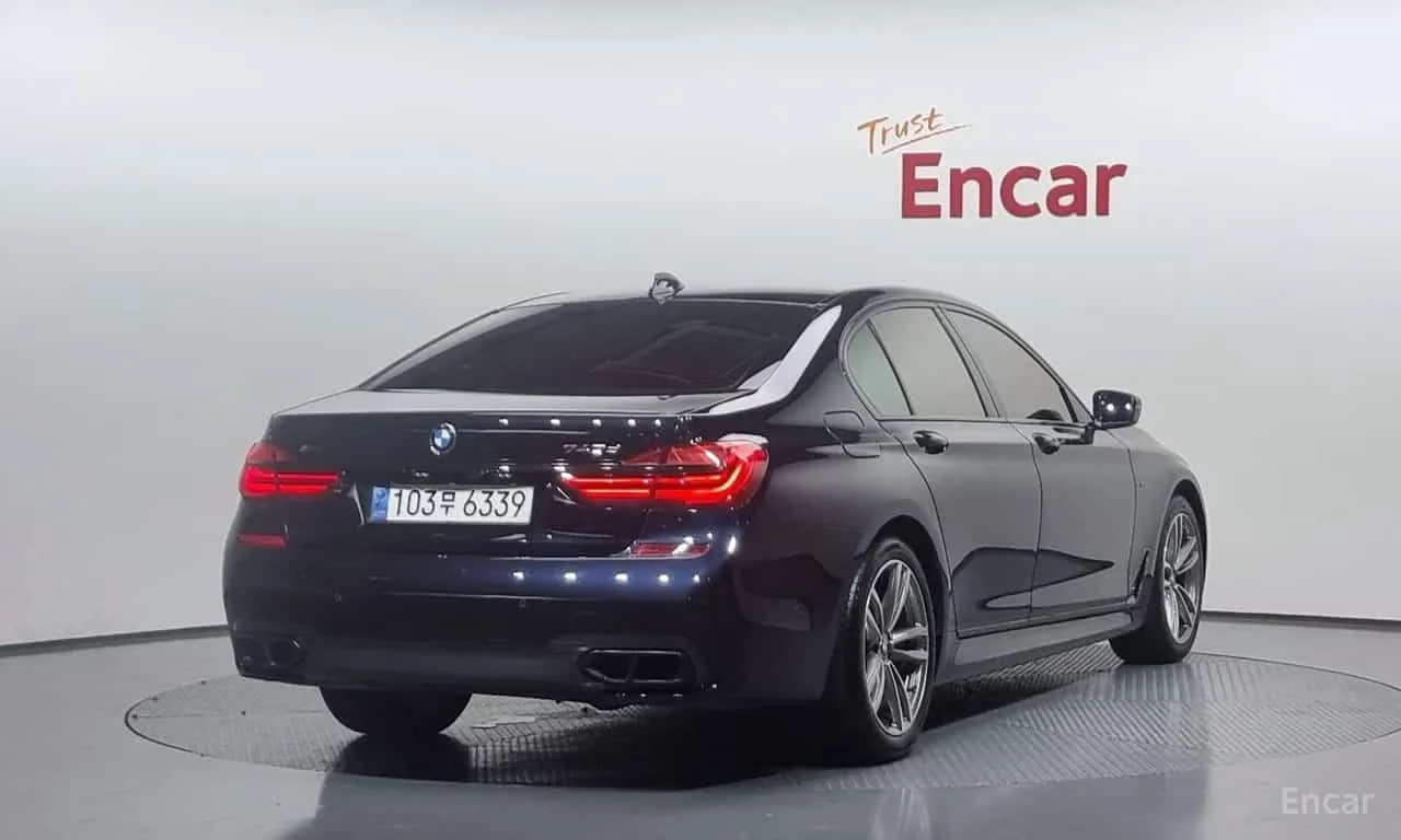 BMW 740 * 740d xDrive M Sport * ЦЕНА ДО БГ, снимка 2 - Автомобили и джипове - 55626739
