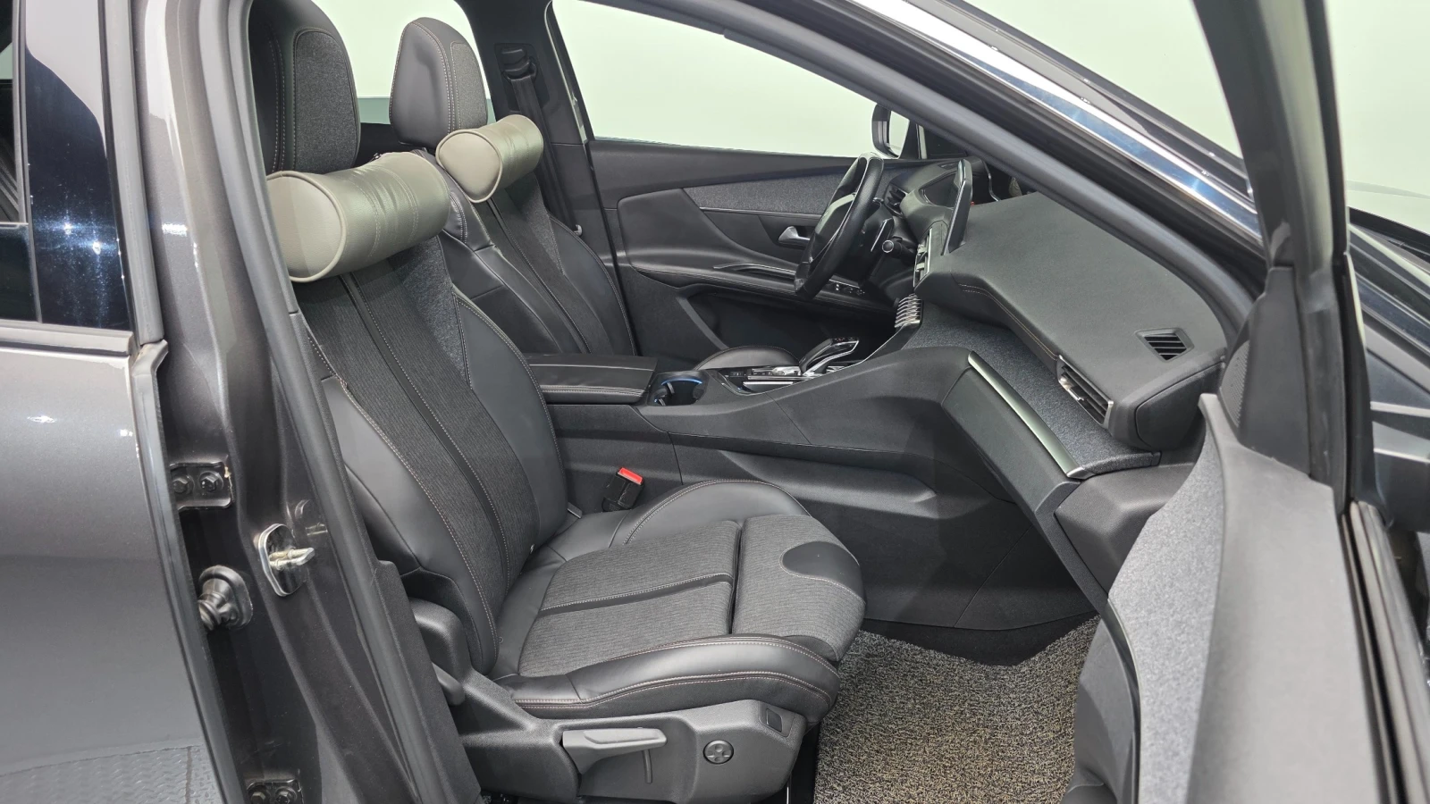 Peugeot 3008 1.6 BlueHDi GT Line, снимка 10 - Автомобили и джипове - 55719987