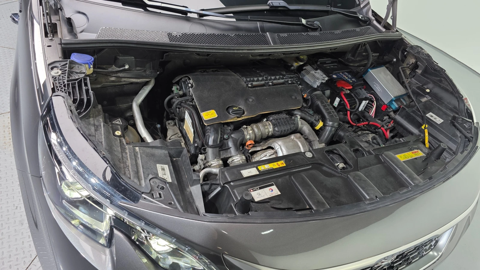 Peugeot 3008 1.6 BlueHDi GT Line, снимка 5 - Автомобили и джипове - 55719987