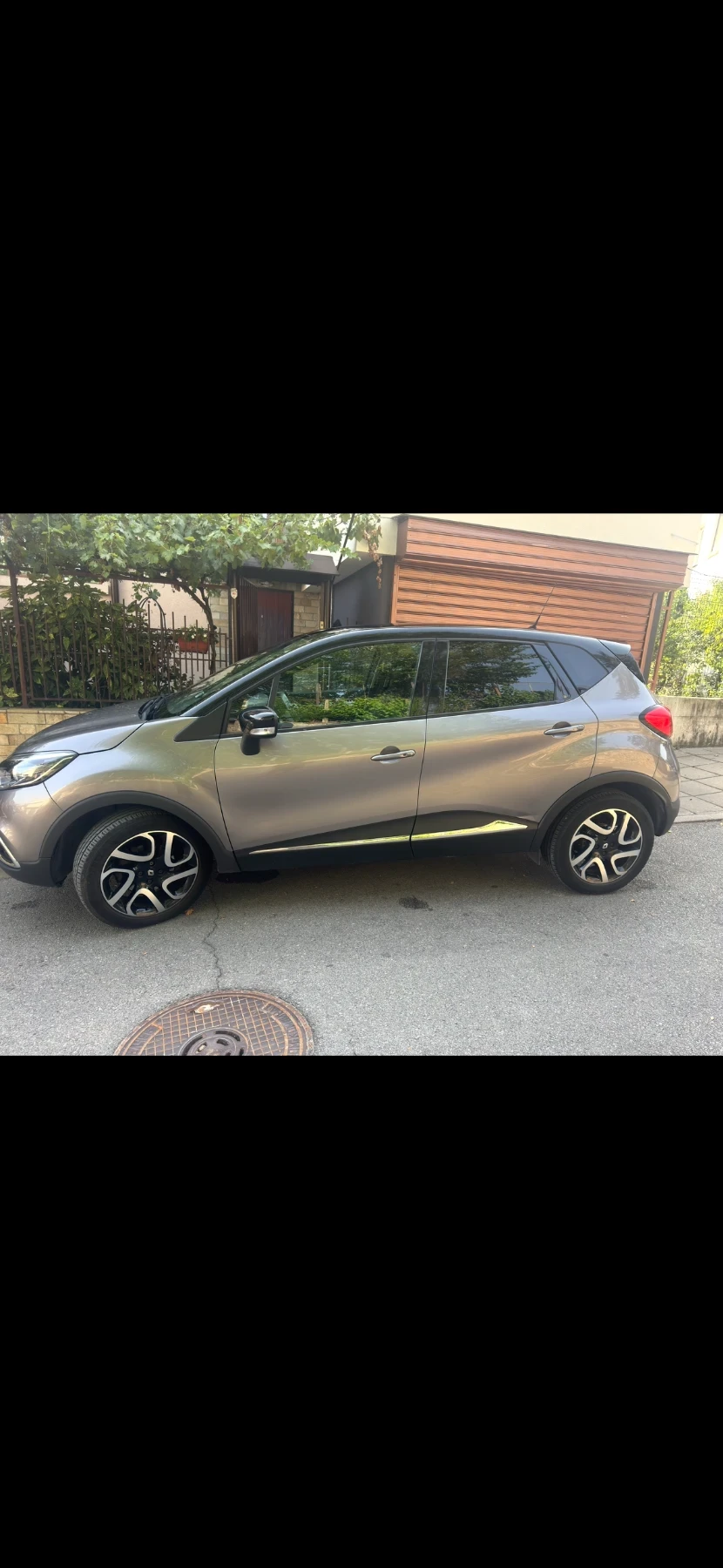 Renault Captur, снимка 3 - Автомобили и джипове - 55867633