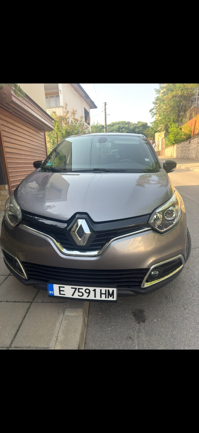 Renault Captur, снимка 2 - Автомобили и джипове - 55867633