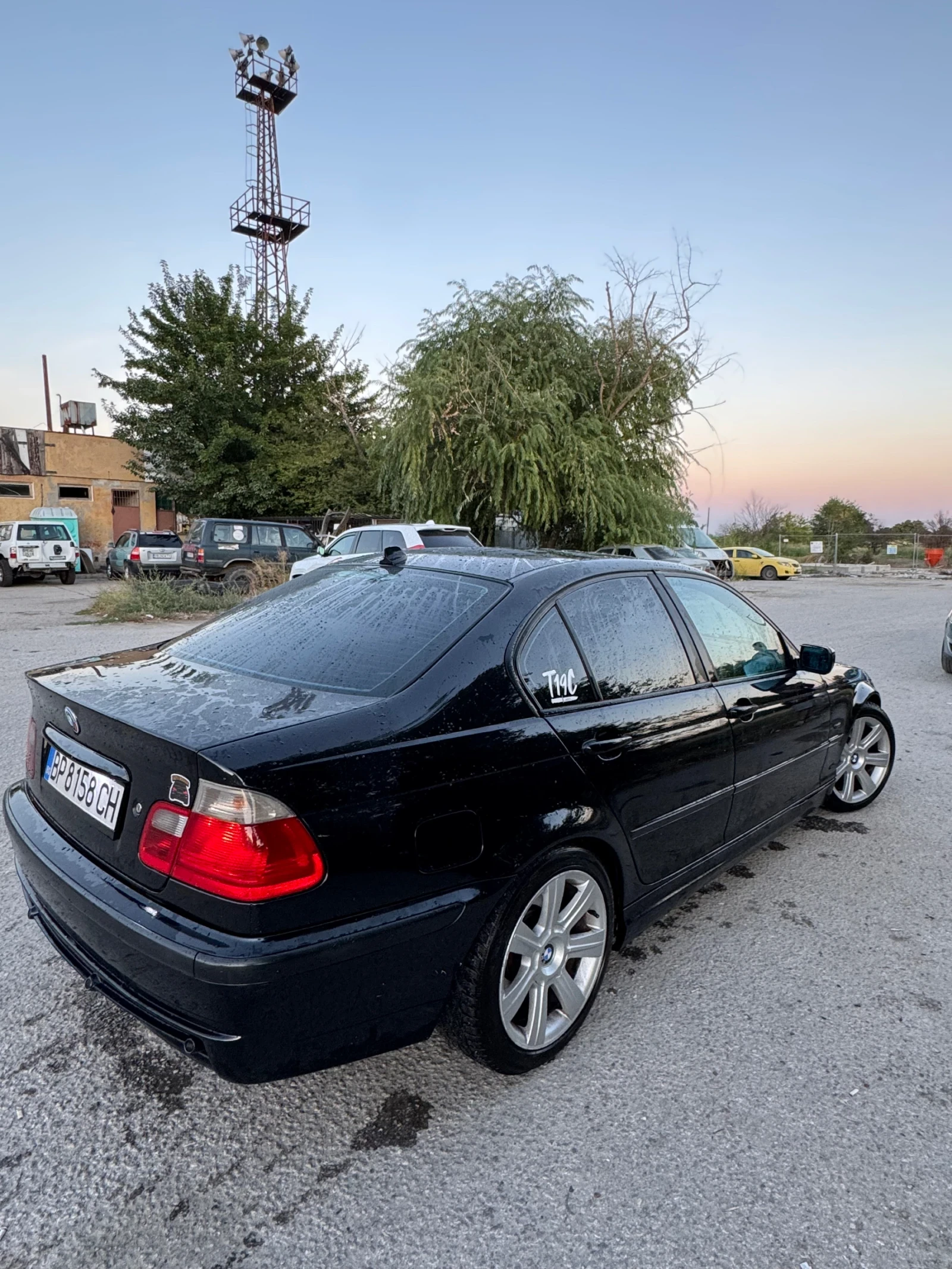 BMW 330, снимка 4 - Автомобили и джипове - 55987787