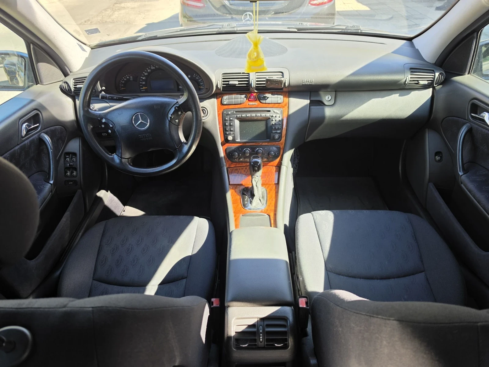 Mercedes-Benz C 220 W203, снимка 8 - Автомобили и джипове - 56372787