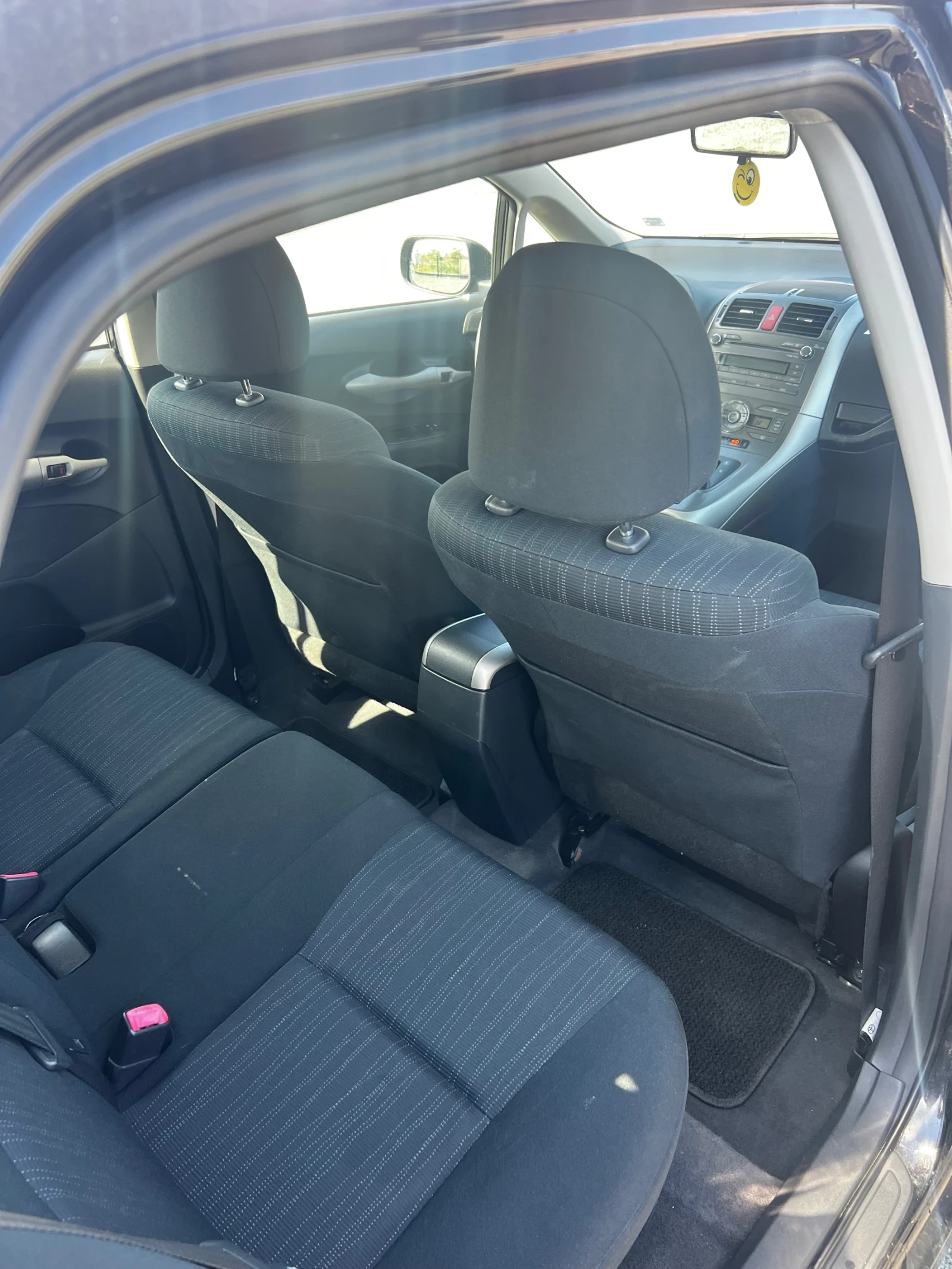Toyota Auris, снимка 7 - Автомобили и джипове - 56452490