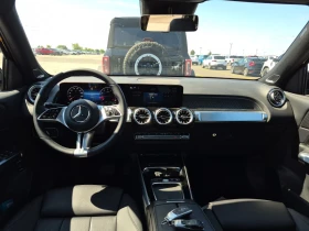 Mercedes-Benz GLB 250  DISTRONIC / 360 / MEMORY / BURMESTER , снимка 10